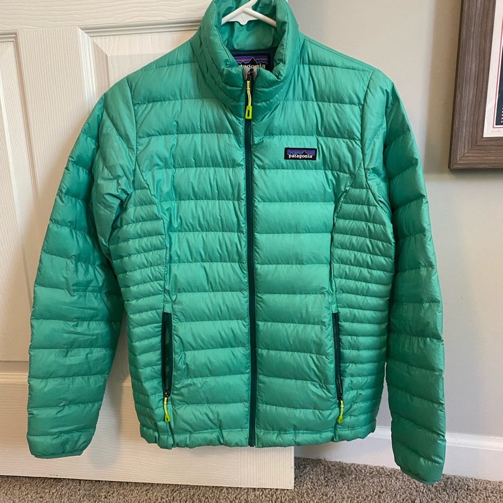 Patagonia Women’s Down Sweater Jacket
